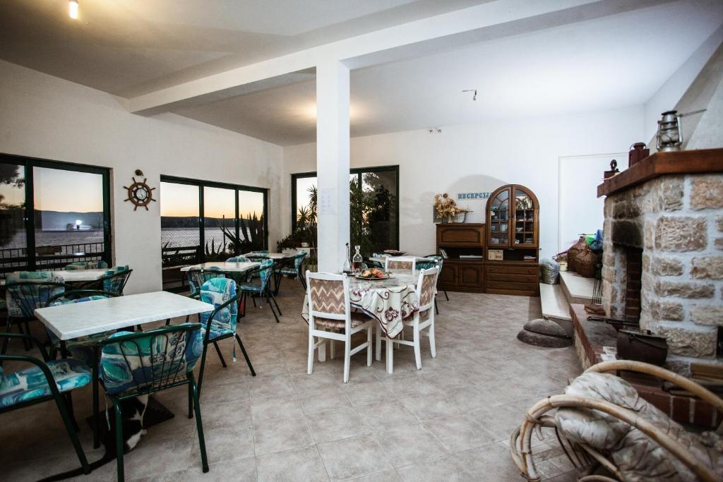 Apartments Agava-Mirjana Omiš Zewnętrze zdjęcie